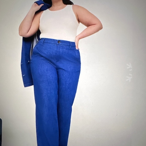 Lane Bryant Pants - Lane Bryant High-Rise Wide Leg Trouser Jean in Medium Denim ~ Size 22